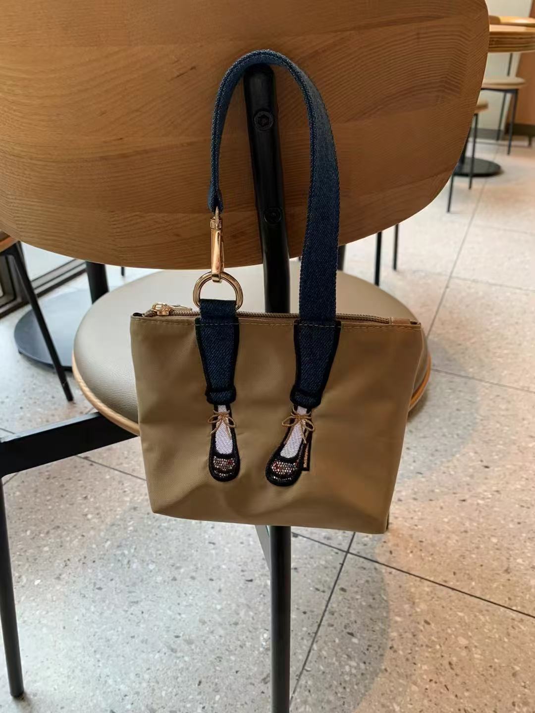 Bolsa de Nylon Impermeável Bor - Phone Accessories Hanging avaliação e preço